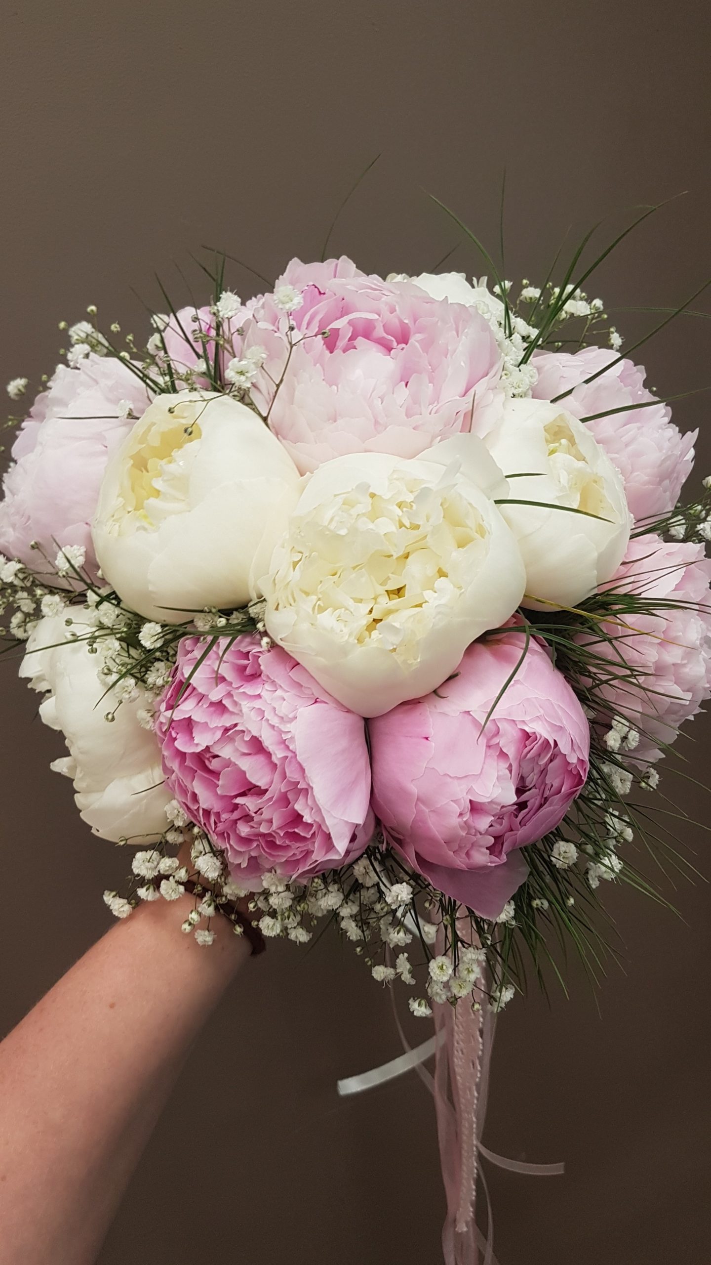 Bouquet de mariée de pivoine a main - Envie de Fleurs